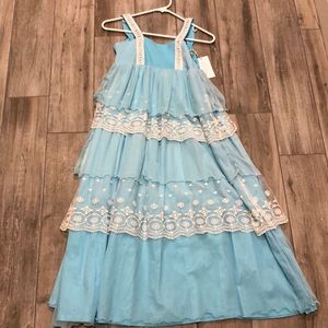 Elsa Well Dressed Wolf Wilding